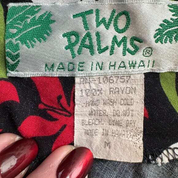 Two Palms‎ Womens Hawaiian Floral Dress Medium Rayon Black Hawaii Vintage Tulip - Picture 5 of 8